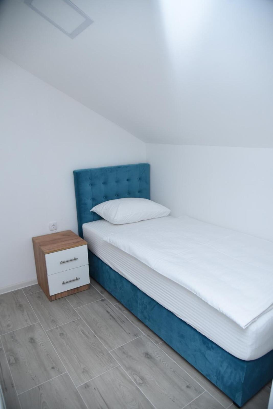 Vb Apartmani ปรีเยดอร์ ภายนอก รูปภาพ
